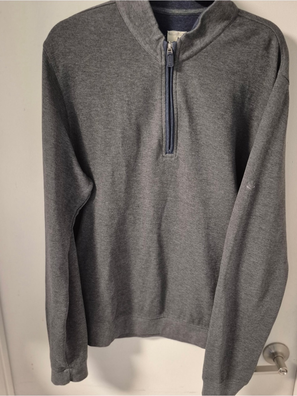 johnnie-O Men’s Gray Half-Zip Pullover Sweatshirt